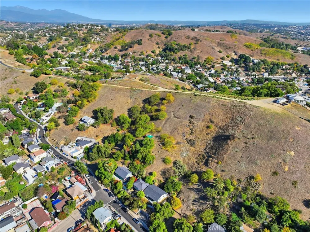2921 Thomas Street Los Angeles, CA 90034