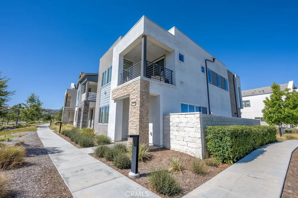 27544 FEATHERY CASSIA WAY Valencia, CA 91381