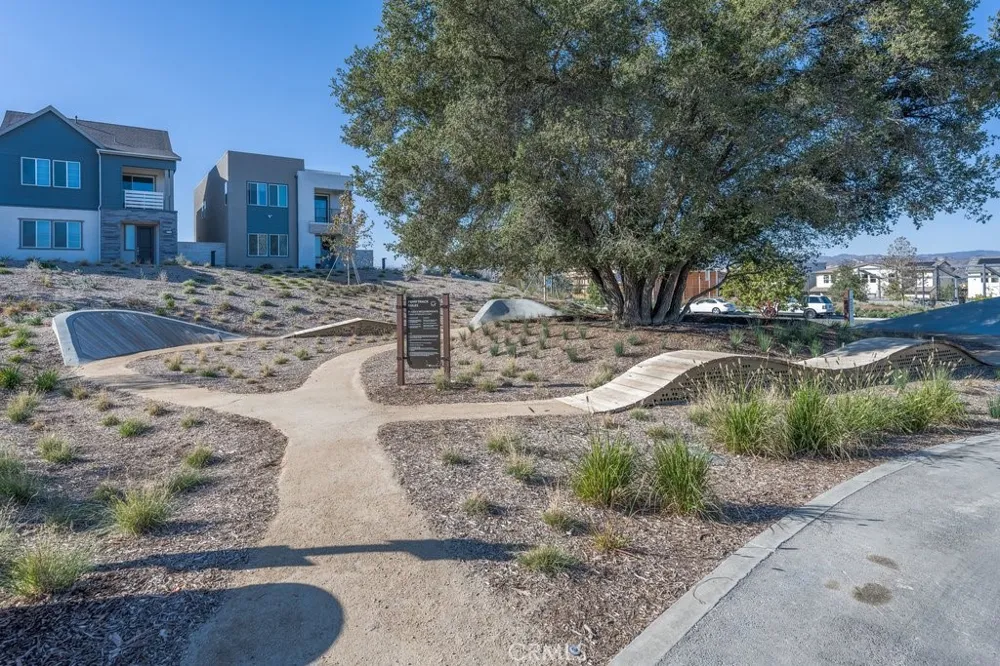 27544 FEATHERY CASSIA WAY Valencia, CA 91381