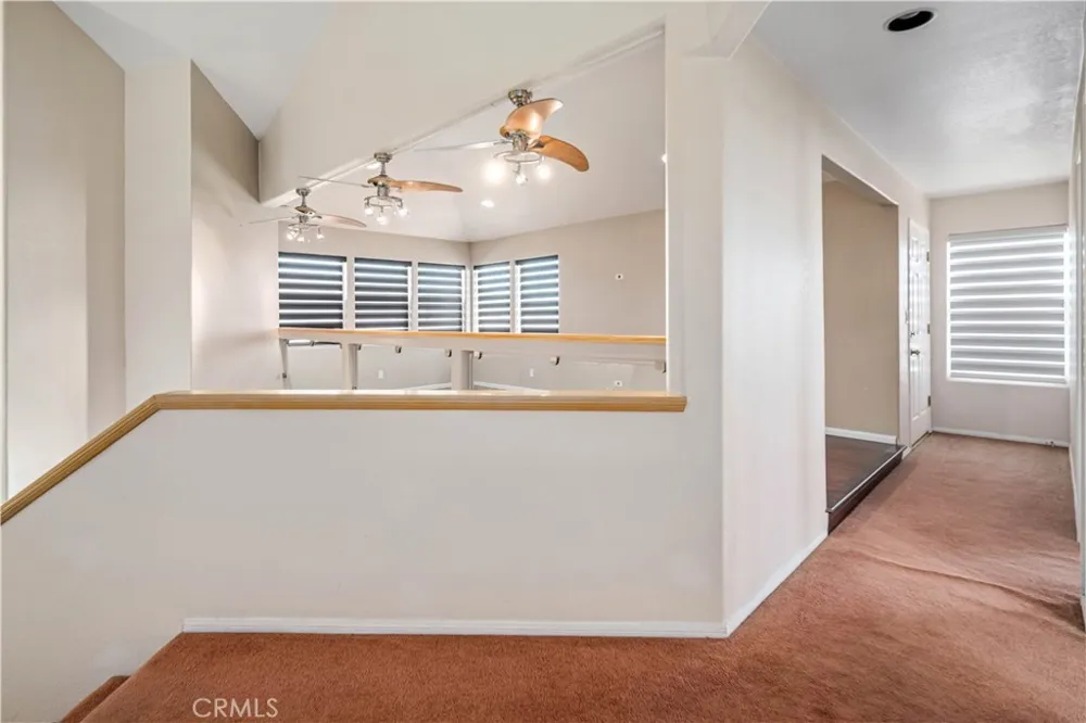 14738 Flintstone Drive Lake Elizabeth, CA 93532