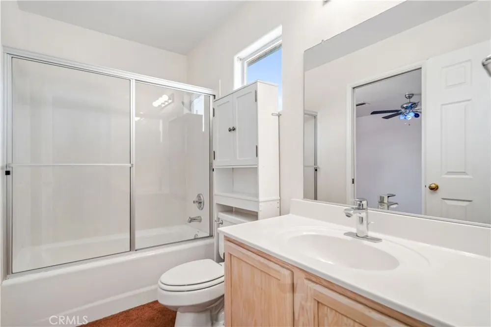 14738 Flintstone Drive Lake Elizabeth, CA 93532
