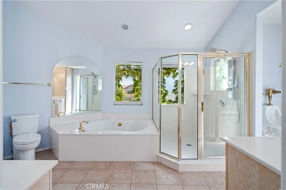 14738 Flintstone Drive Lake Elizabeth, CA 93532