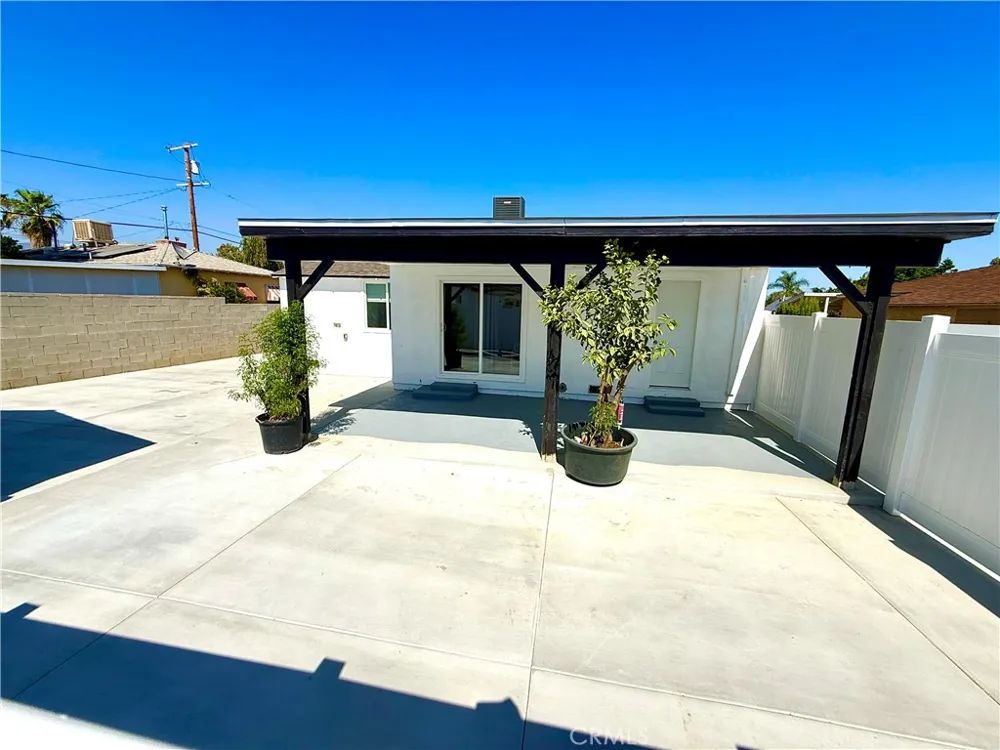 7935 Cleon Sun Valley, CA 91352