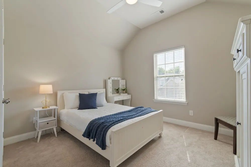 1023 Brixworth Dr Thompsons Station, TN 37179