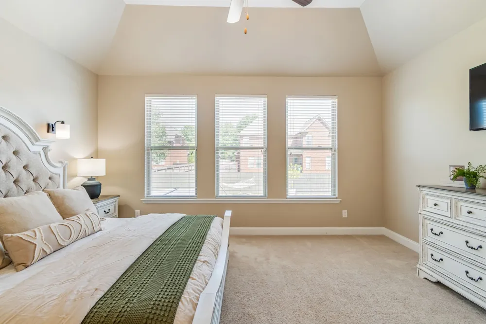 1023 Brixworth Dr Thompsons Station, TN 37179