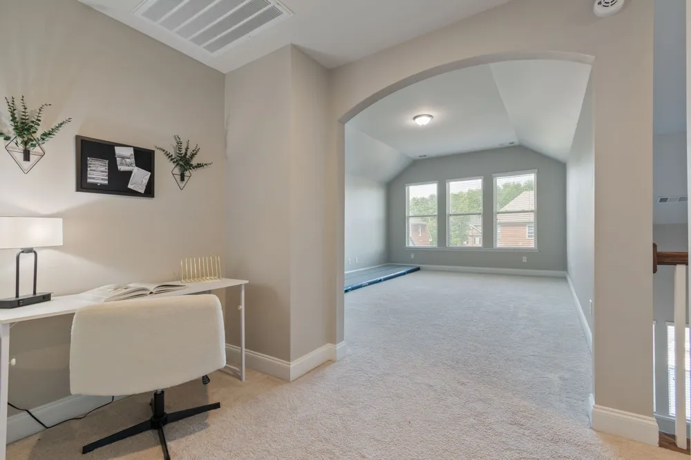 1023 Brixworth Dr Thompsons Station, TN 37179
