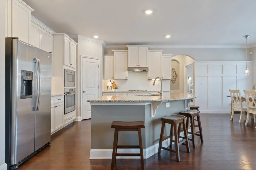 1023 Brixworth Dr Thompsons Station, TN 37179