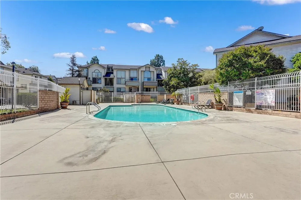 11150 Glenoaks #294 Pacoima, CA 91331
