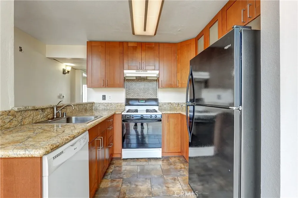 11150 Glenoaks #294 Pacoima, CA 91331