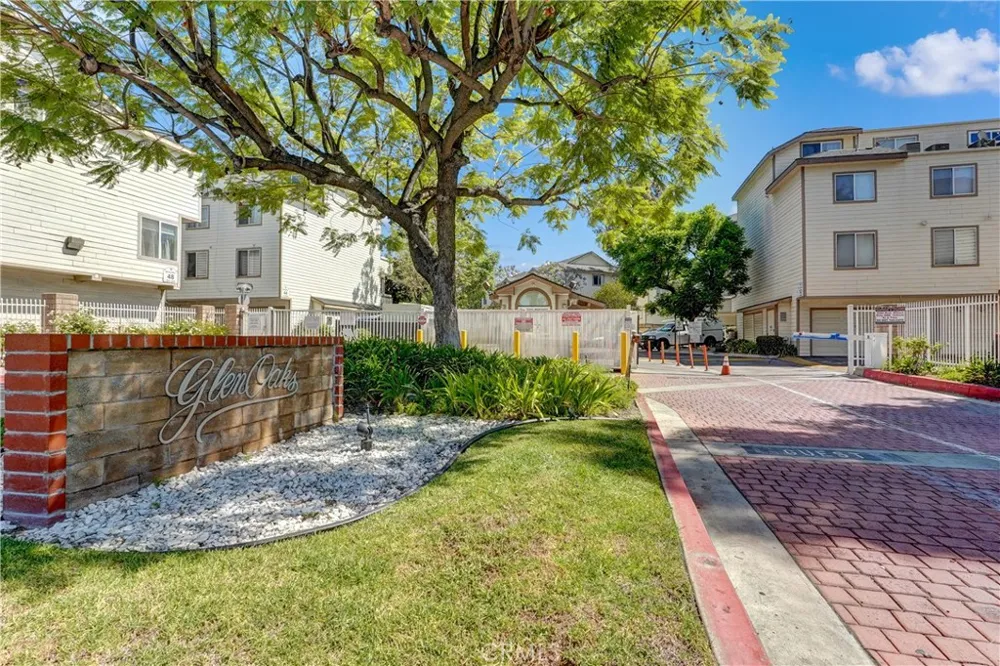 11150 Glenoaks #294 Pacoima, CA 91331