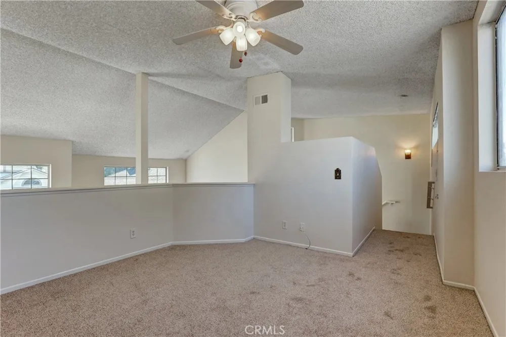 11150 Glenoaks #294 Pacoima, CA 91331