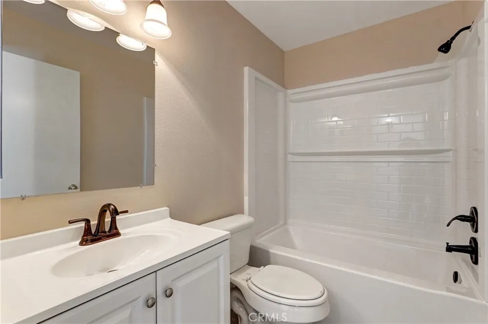 11150 Glenoaks #294 Pacoima, CA 91331