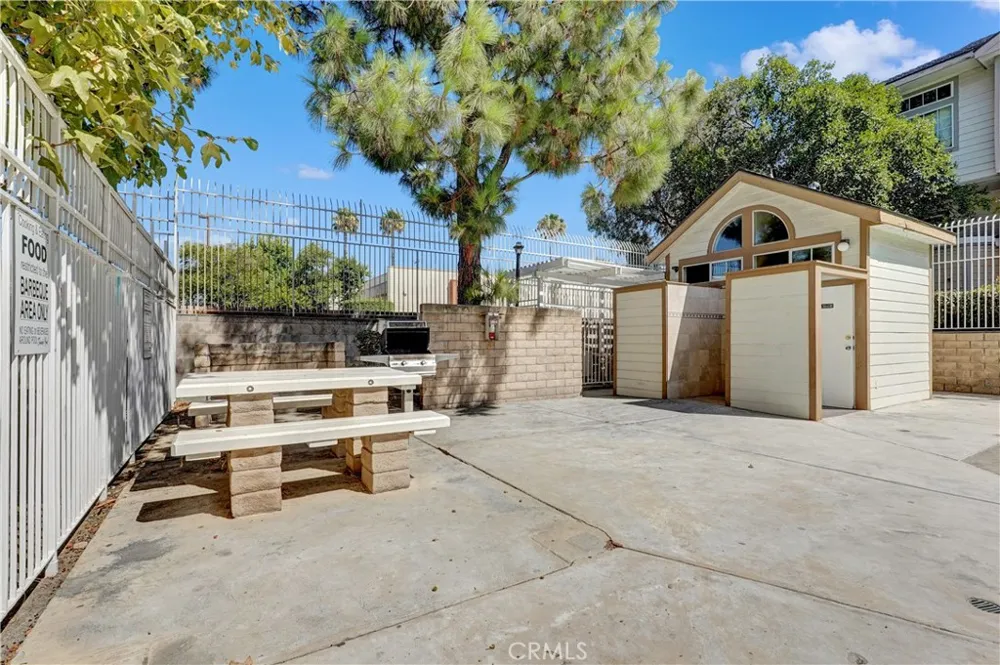 11150 Glenoaks #294 Pacoima, CA 91331