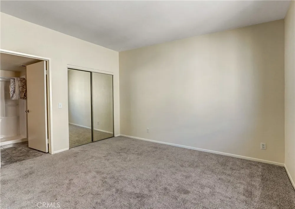 11150 Glenoaks #294 Pacoima, CA 91331