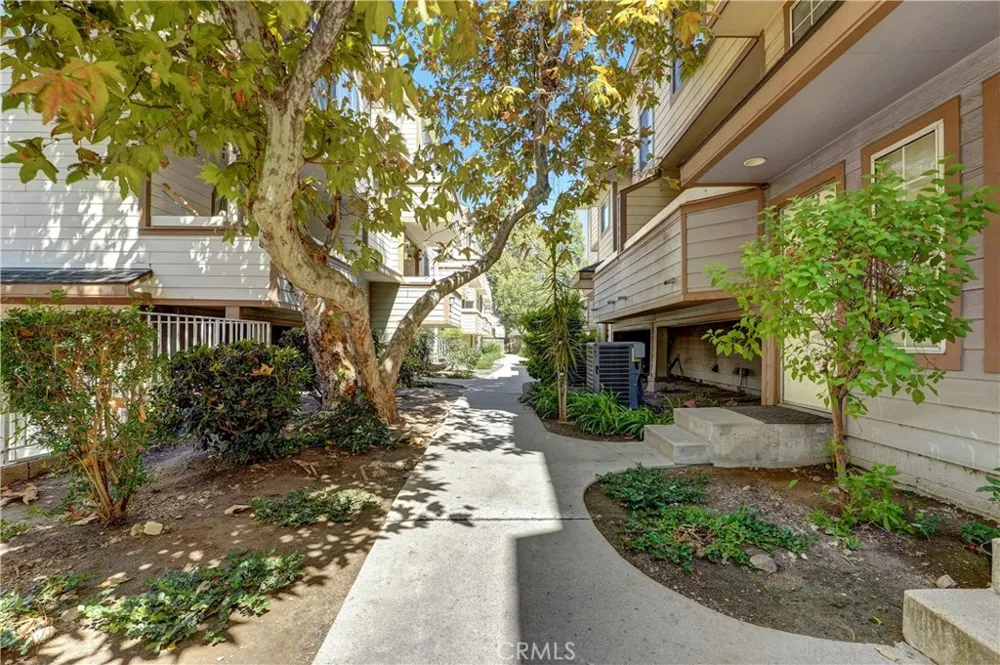 11150 Glenoaks #294 Pacoima, CA 91331