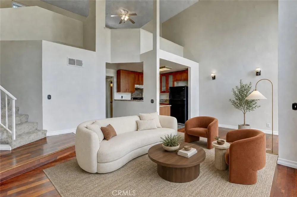 11150 Glenoaks #294 Pacoima, CA 91331