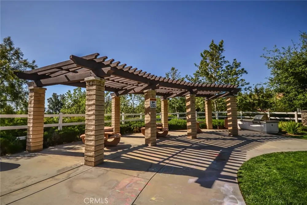 29268 Rio Lobo Way Valencia, CA 91354