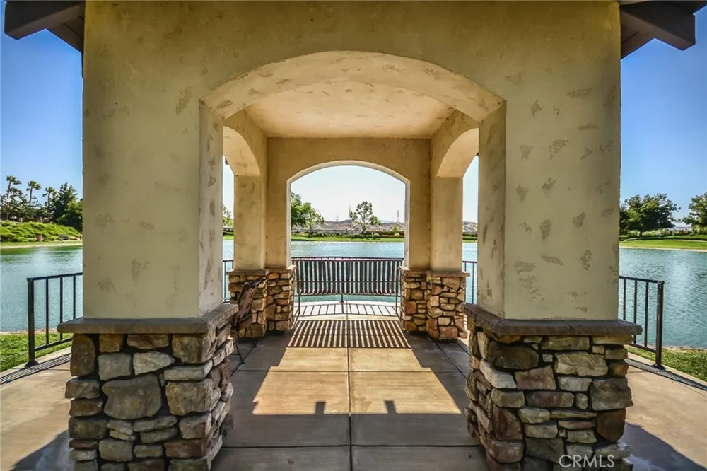 29268 Rio Lobo Way Valencia, CA 91354