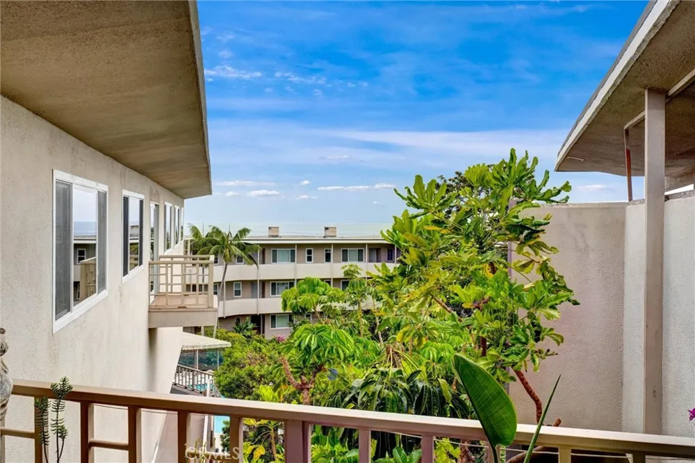 31561 Table Rock #418 Laguna Beach, CA 92651