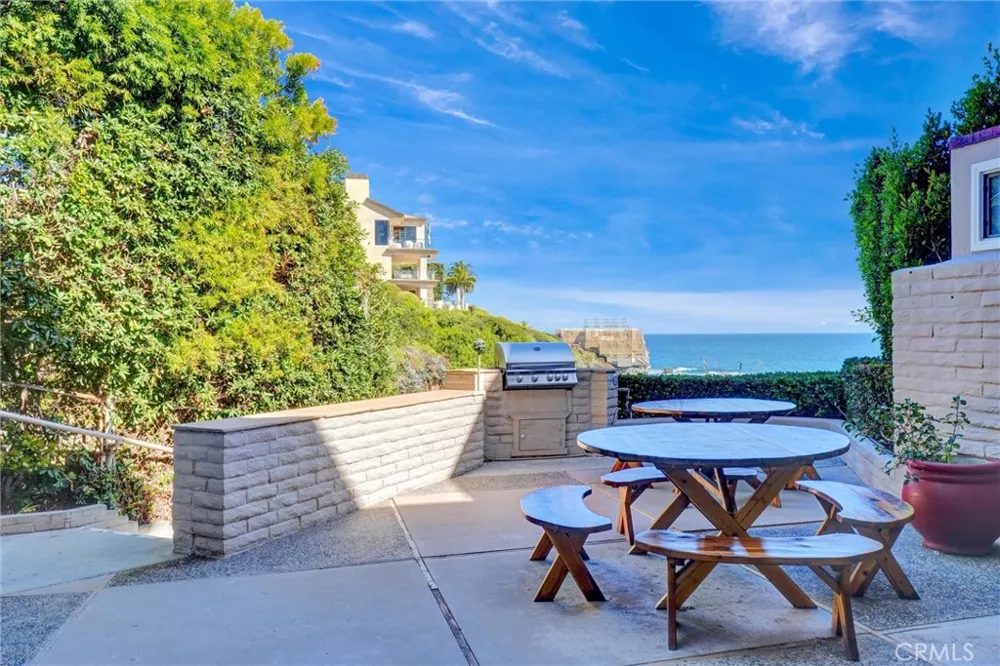31561 Table Rock #418 Laguna Beach, CA 92651