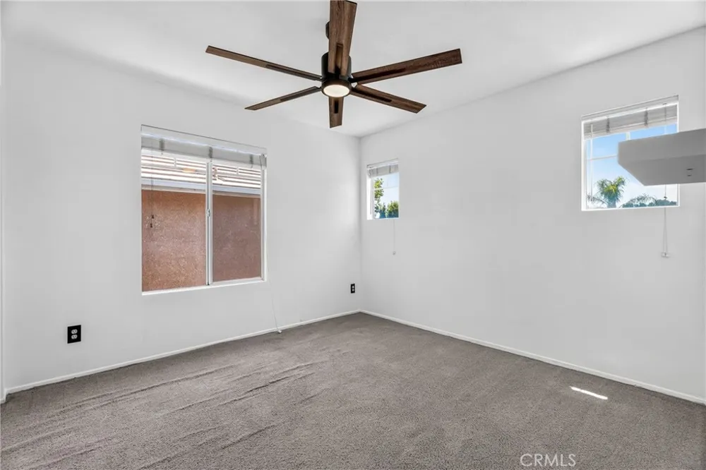 27630 Iris Castaic, CA 91384