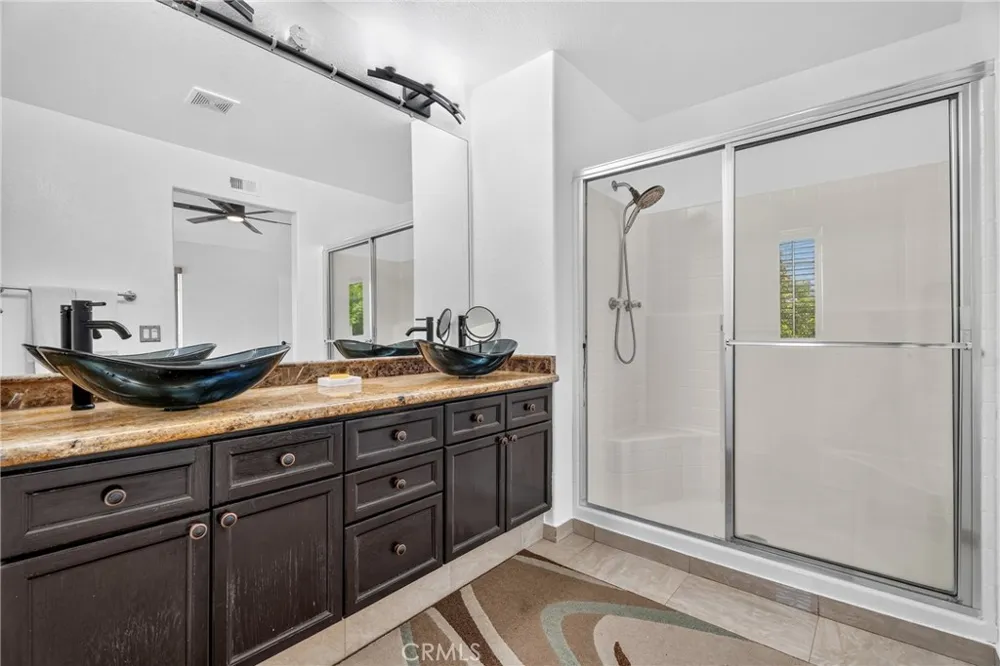 27630 Iris Castaic, CA 91384