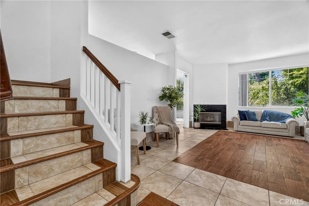 27630 Iris Castaic, CA 91384