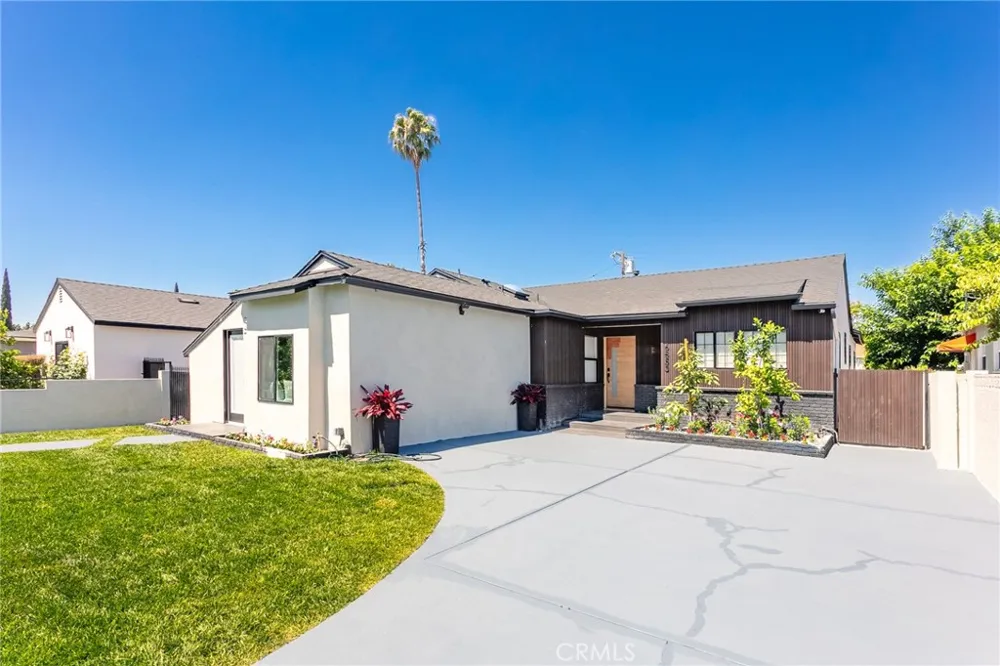 6853 Willis Avenue Van Nuys, CA 91405