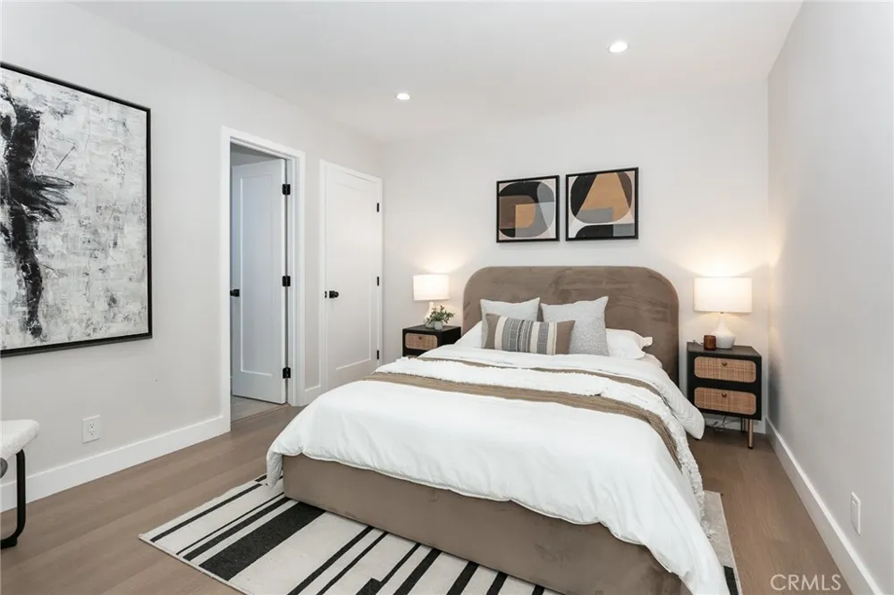 6853 Willis Avenue Van Nuys, CA 91405