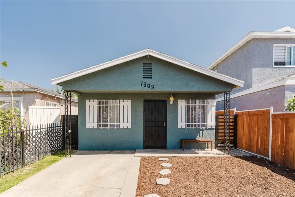 1309 W 131st Street Compton, CA 90222