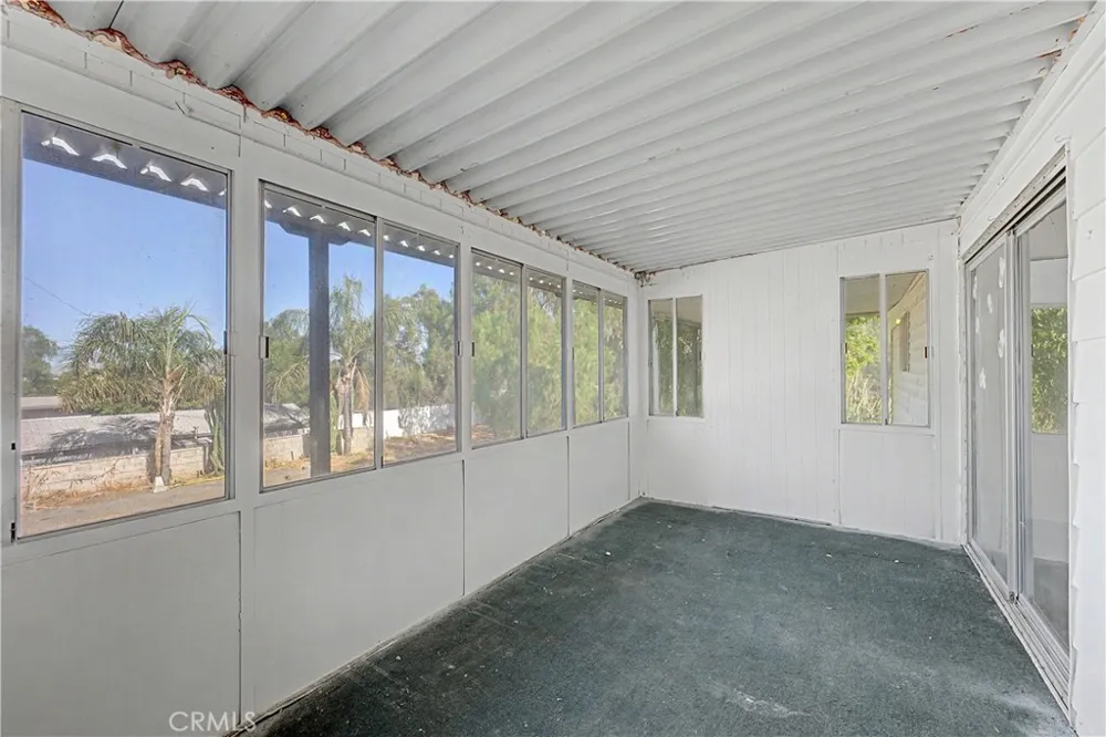 18580 Decker Perris, CA 92570
