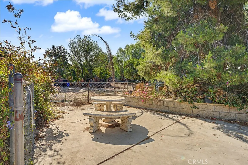 18580 Decker Perris, CA 92570