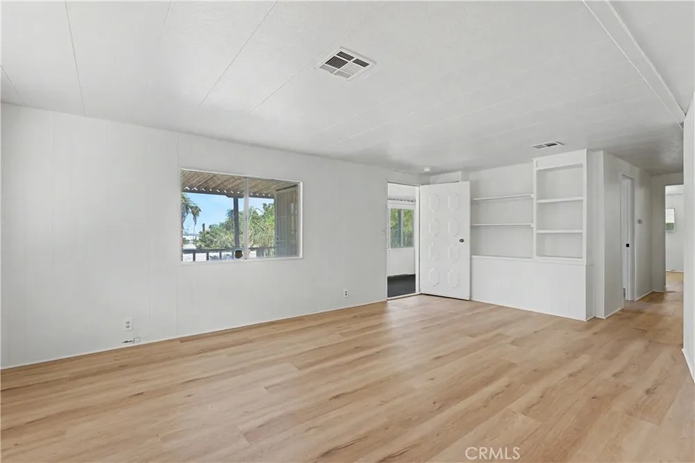 18580 Decker Perris, CA 92570