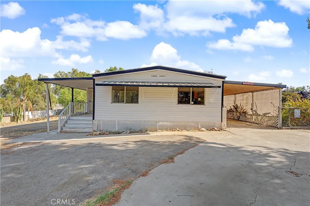 18580 Decker Perris, CA 92570