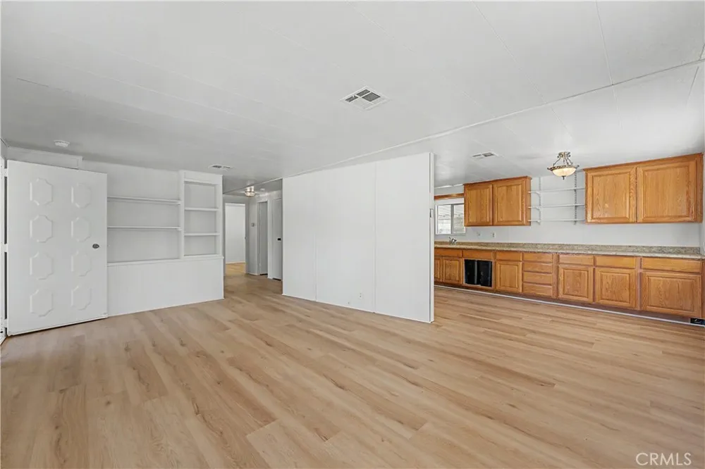 18580 Decker Perris, CA 92570