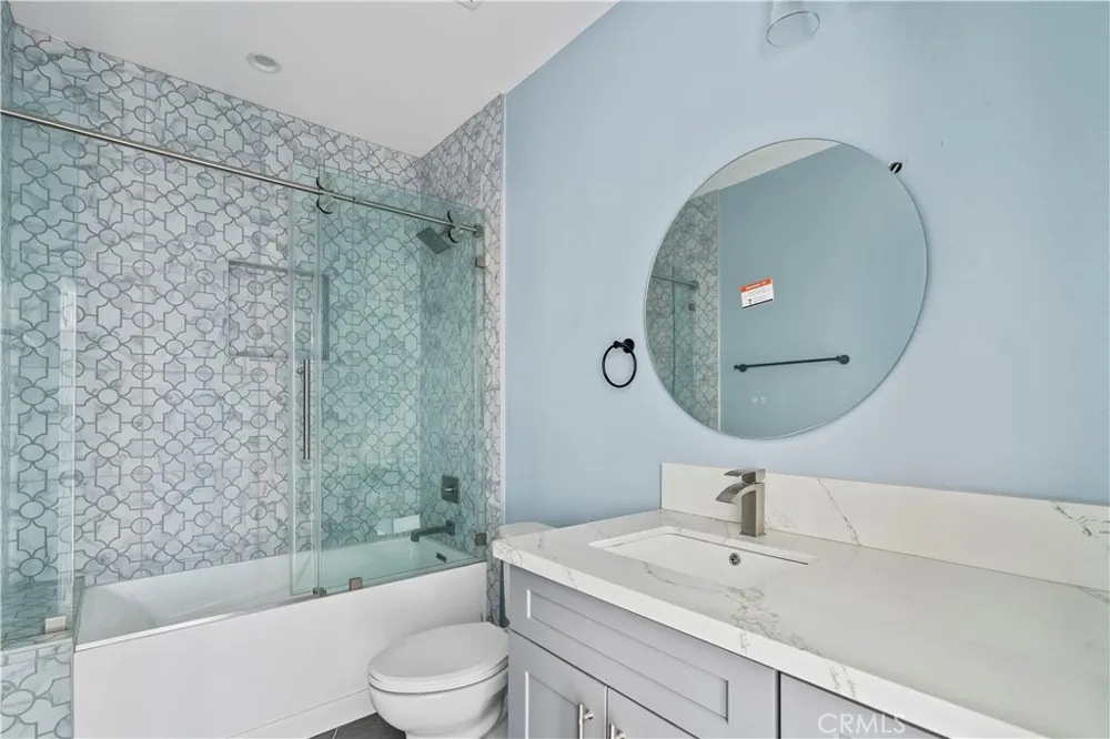 20811 W Seeasons Lane Winnetka, CA 91306