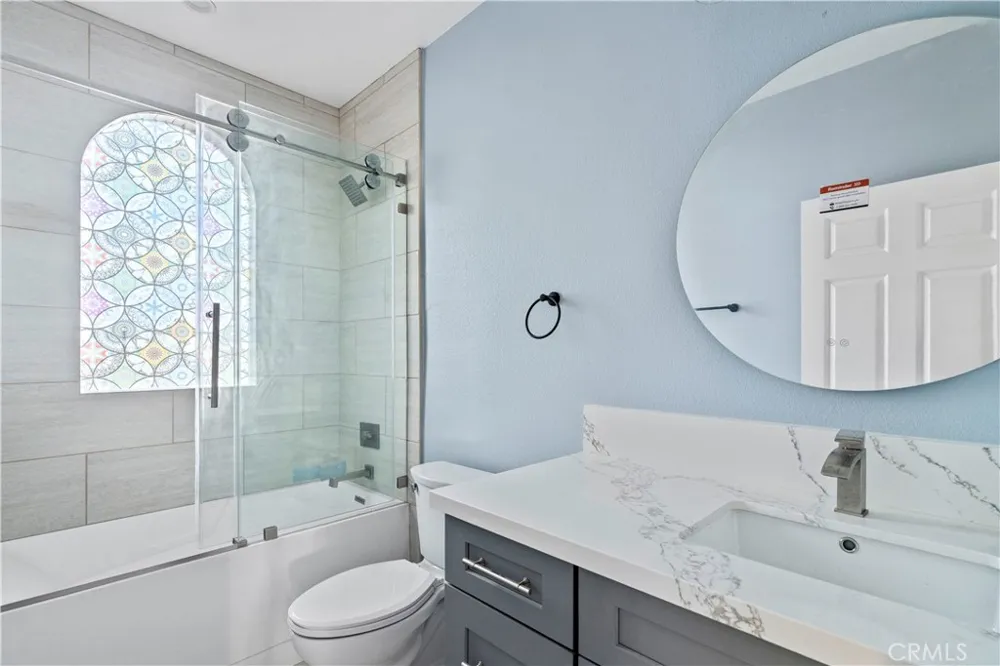 20811 W Seeasons Lane Winnetka, CA 91306
