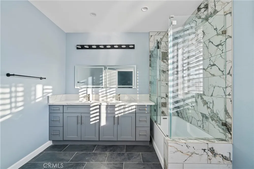 20811 W Seeasons Lane Winnetka, CA 91306