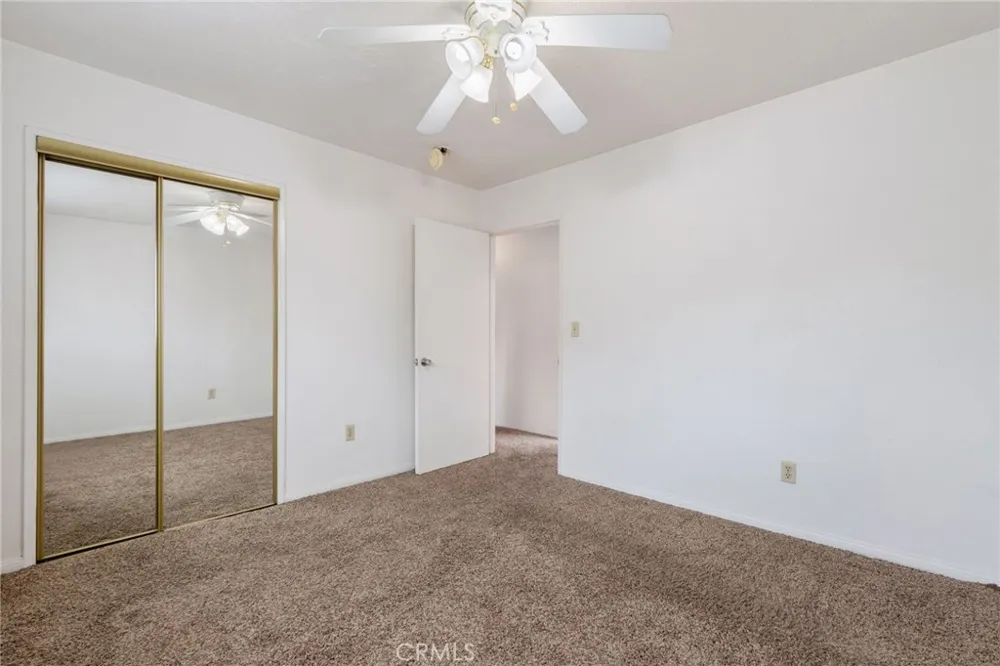 9340 Burnet North Hills, CA 91343