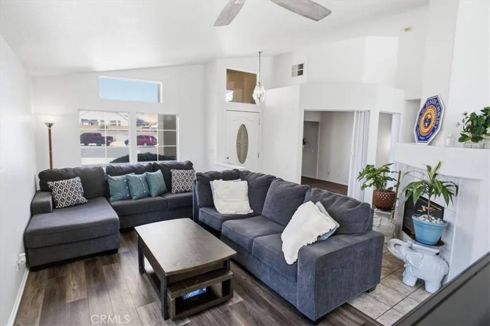 3019 Ontario Court Rosamond, CA 93560