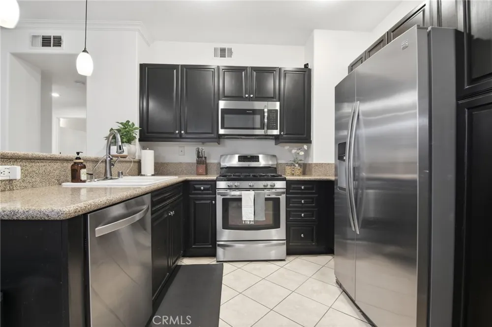 17983 Lost Canyon #113 Canyon Country, CA 91387