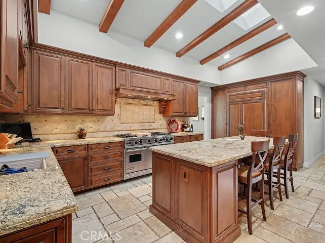 4443 Callada Tarzana, CA 91356