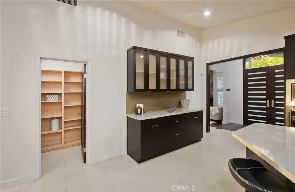 4347 Coronet Encino, CA 91316