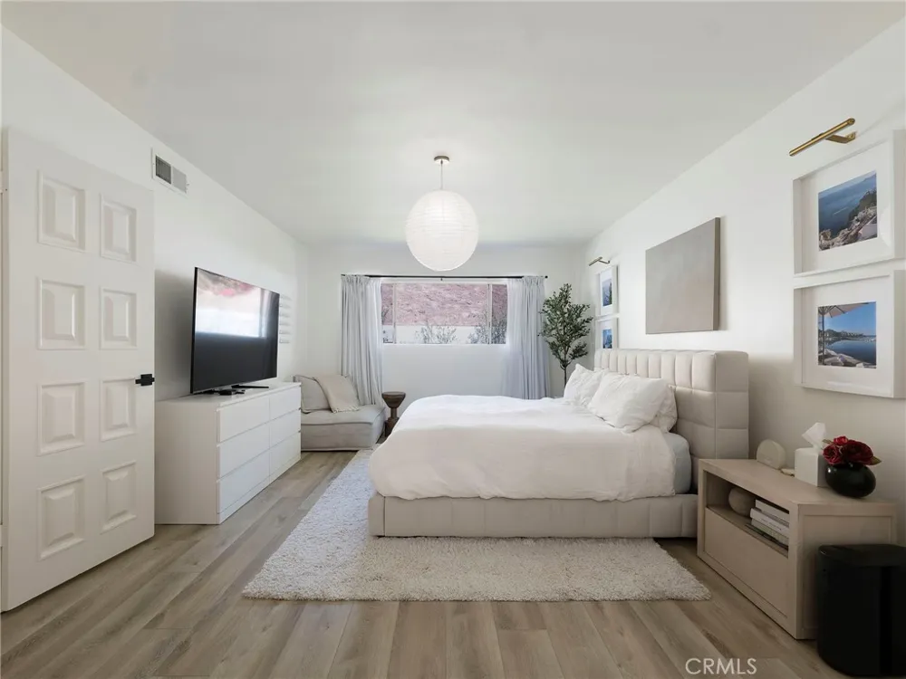17259 Westbury Drive Granada Hills, CA 91344