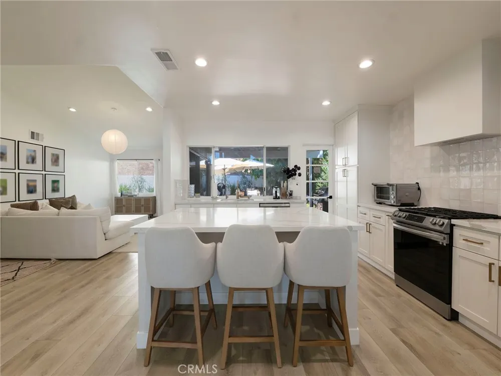 17259 Westbury Drive Granada Hills, CA 91344