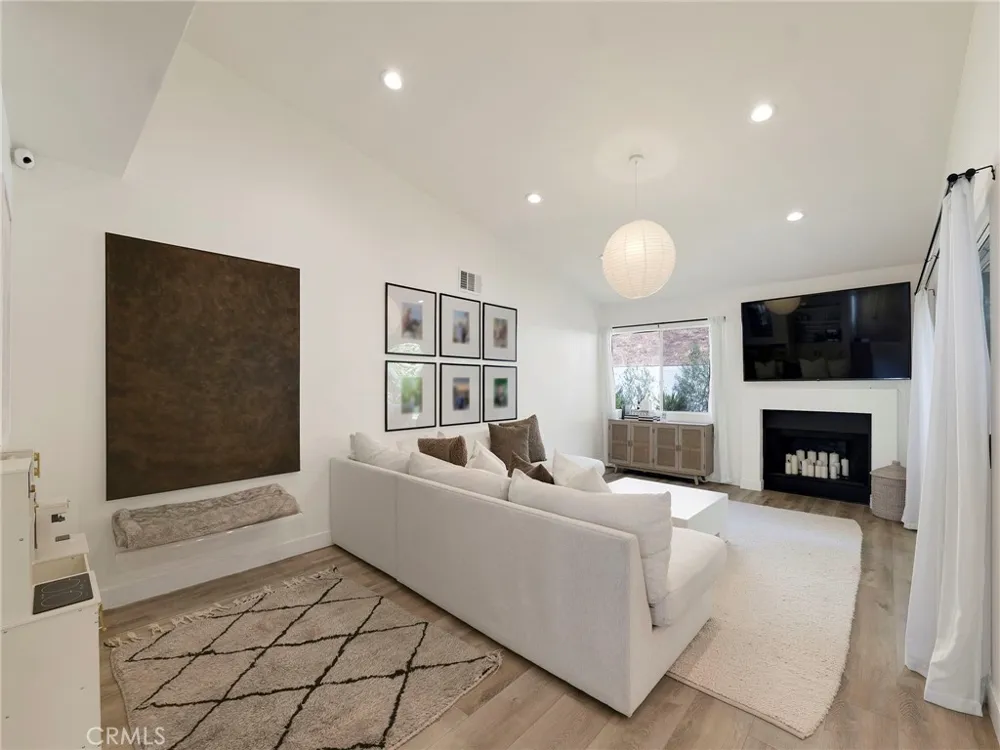 17259 Westbury Drive Granada Hills, CA 91344