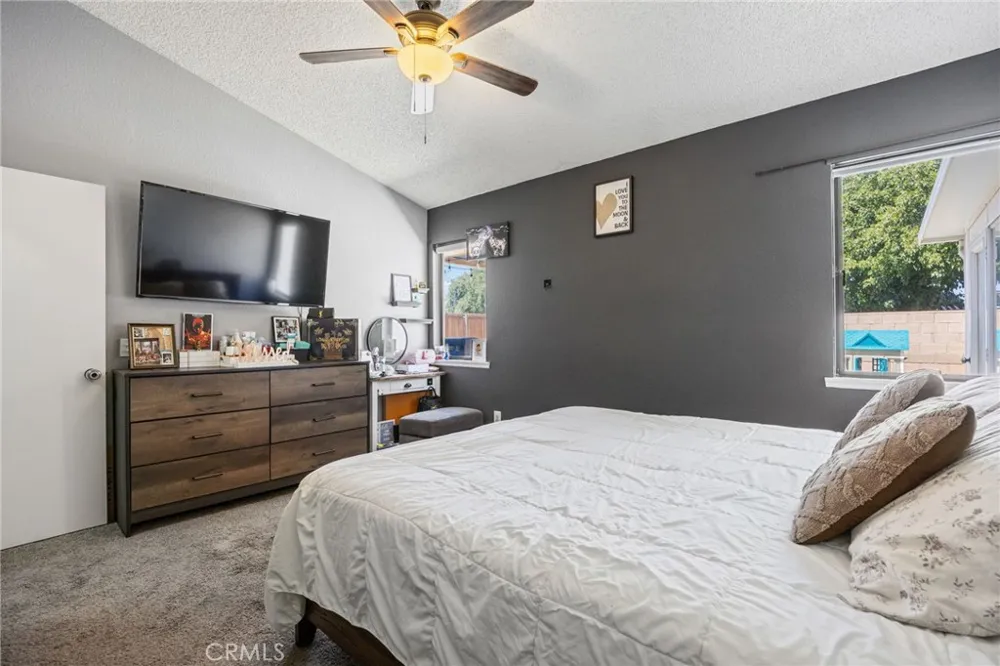 37947 Janus Drive Palmdale, CA 93550
