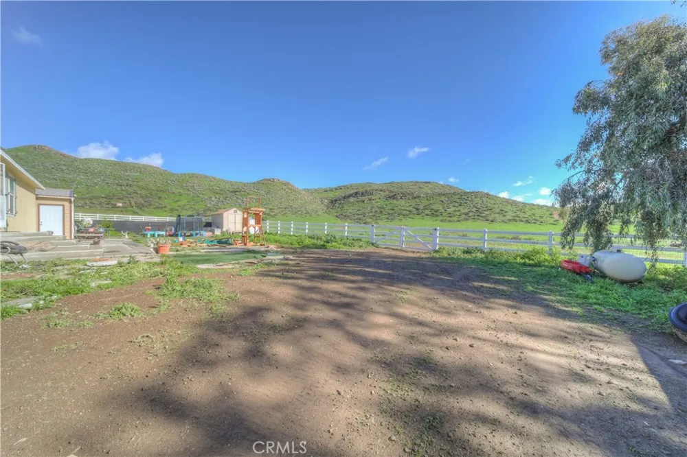 32986 Grand Avenue Winchester, CA 92596