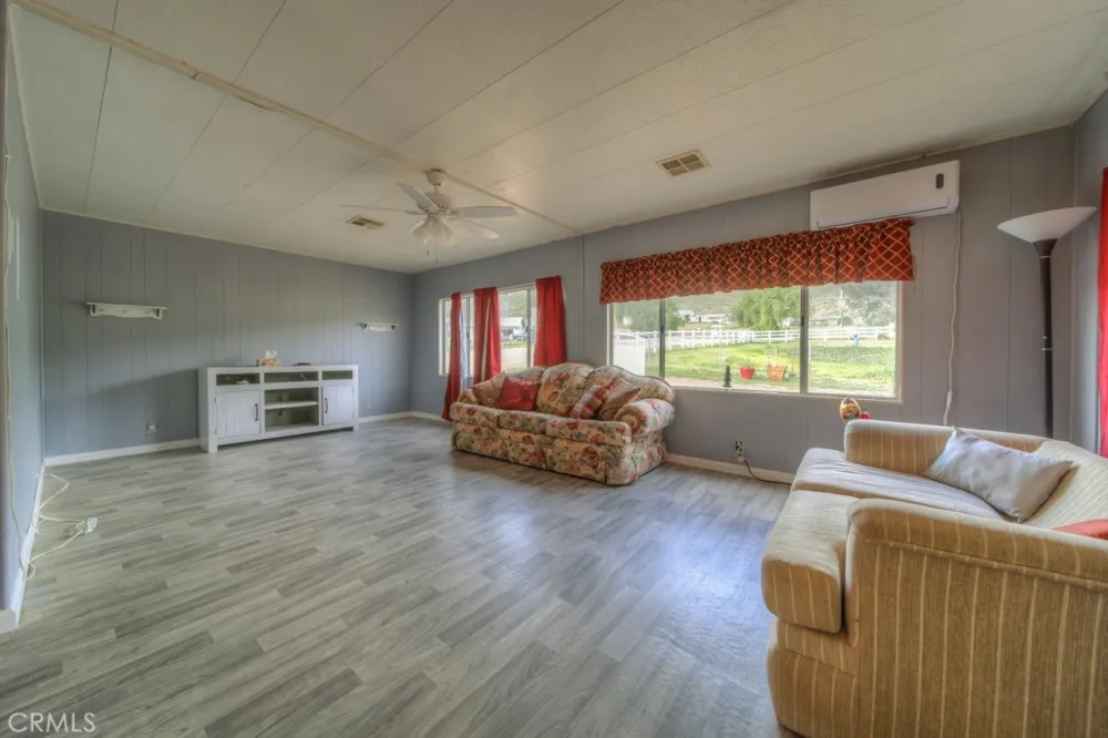 32986 Grand Avenue Winchester, CA 92596