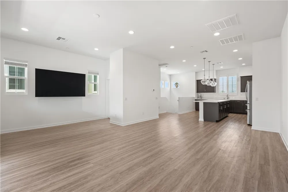 8336 Peyton Way West Hills, CA 91304